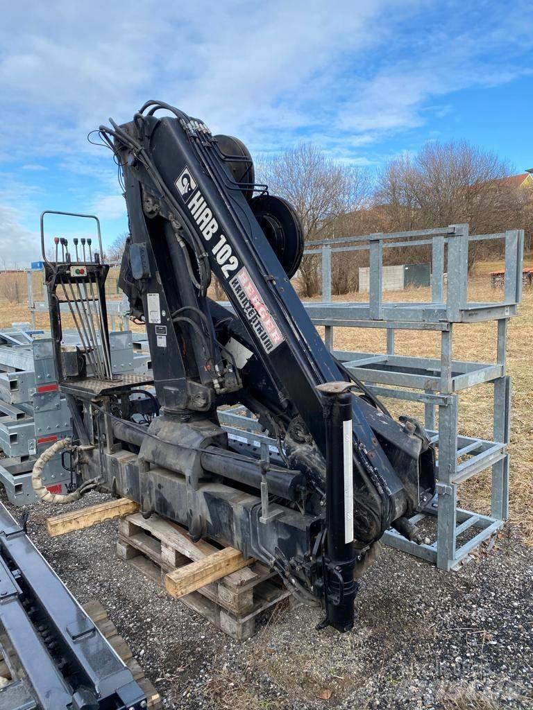 Hiab 102 Товарещи кранове