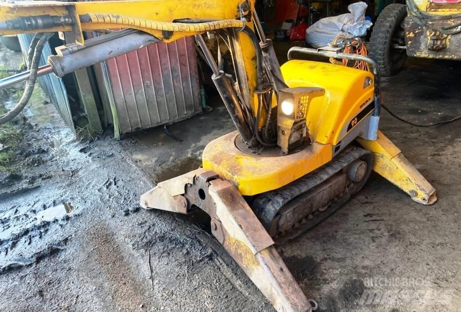 Brokk 90 Багери за разрушаване
