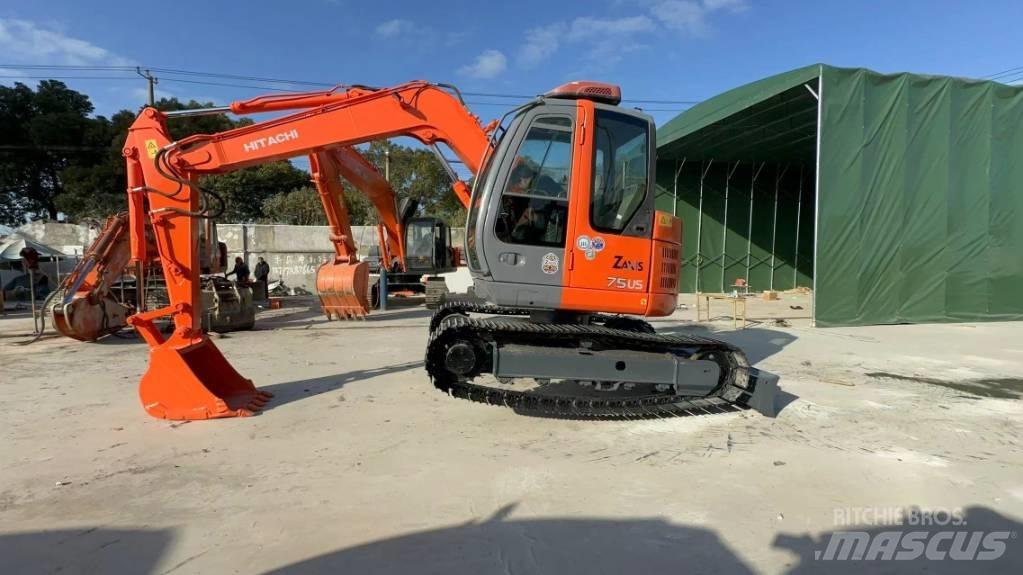Hitachi ZX75US Мини екскаватори < 7 т