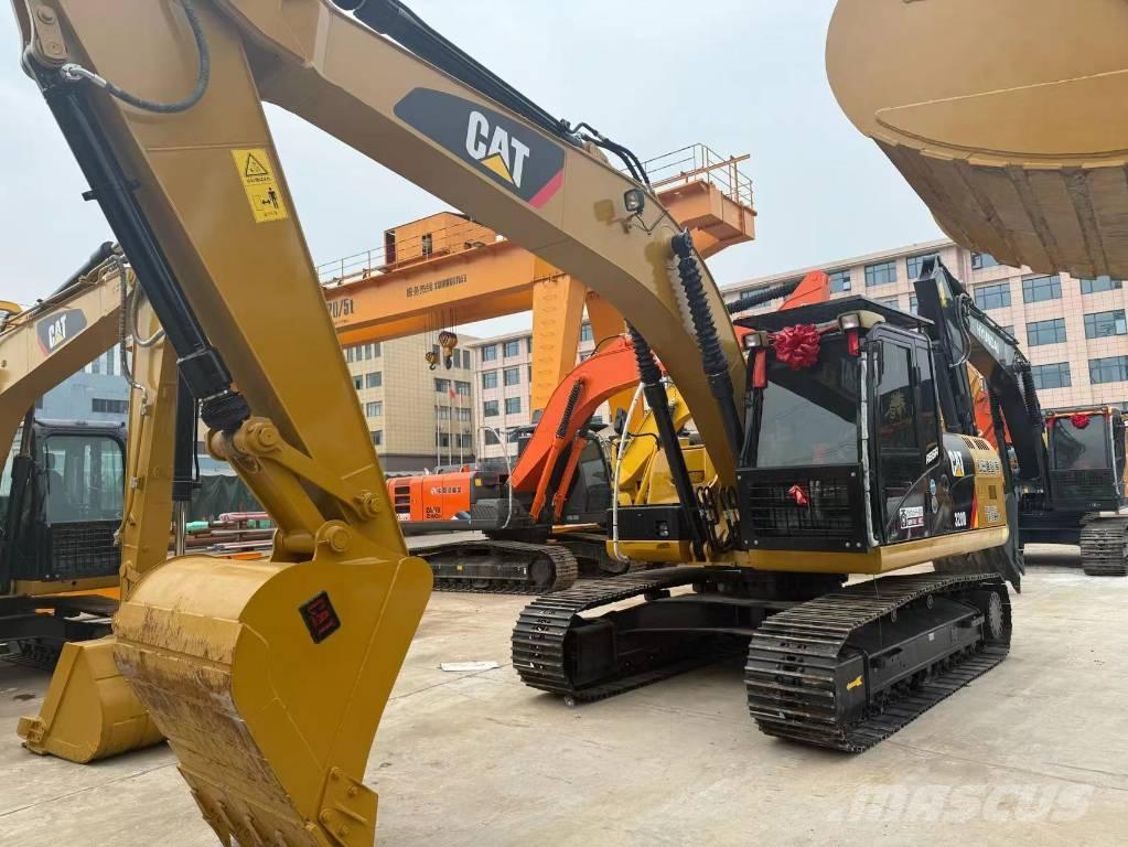 CAT 320 D Верижен екскаватор