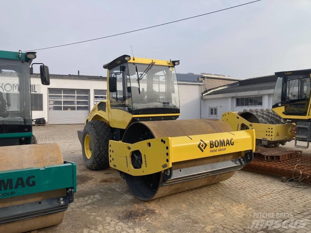 Bomag BW 211 DH-5 Еднобарабанни ролки
