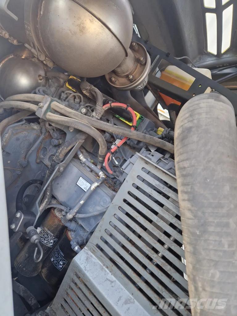 Kramer 8155 Колесни товарачи