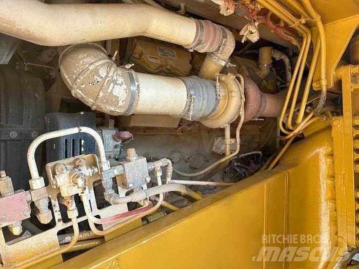 CAT Rebuilt 775F - Странични самосвали