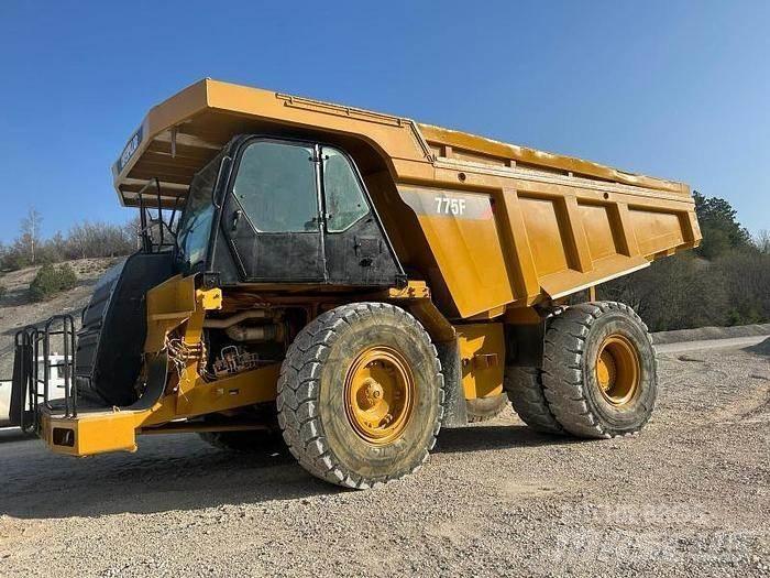 CAT Rebuilt 775F - Странични самосвали