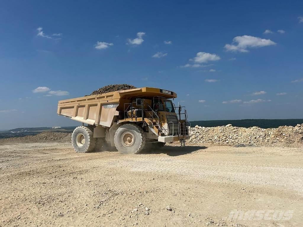 CAT Rebuilt 775F - Странични самосвали