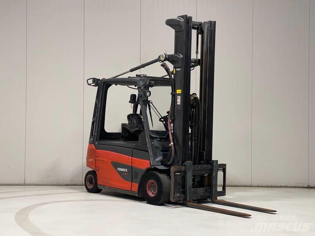 Linde E30L-01 Електрически вилични кари-повдигачи