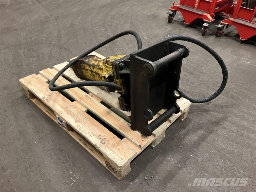 Atlas Copco SB 202 Чукове/Раздробители
