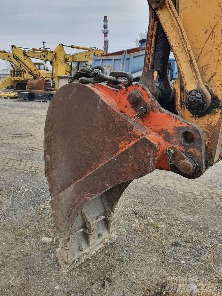 CASE 888 P Колесни екскаватори
