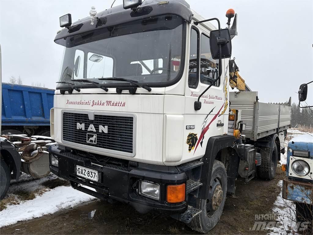 MAN 4*4 Автокранове
