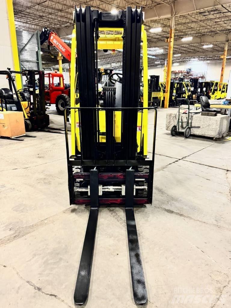 Hyster E 50 XN Електрически вилични кари-повдигачи