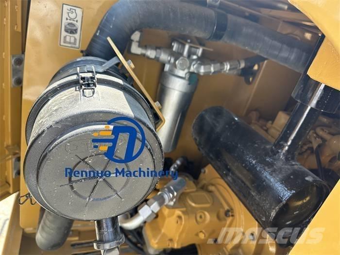 CAT 305.5 E/E2 Мини екскаватори < 7 т