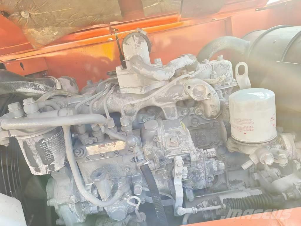 Hitachi ZX 60 Мини екскаватори < 7 т