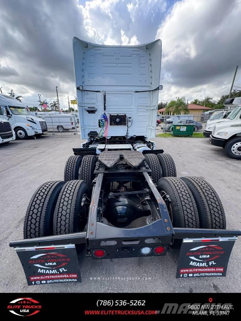 Volvo Commercial VNL Влекачи