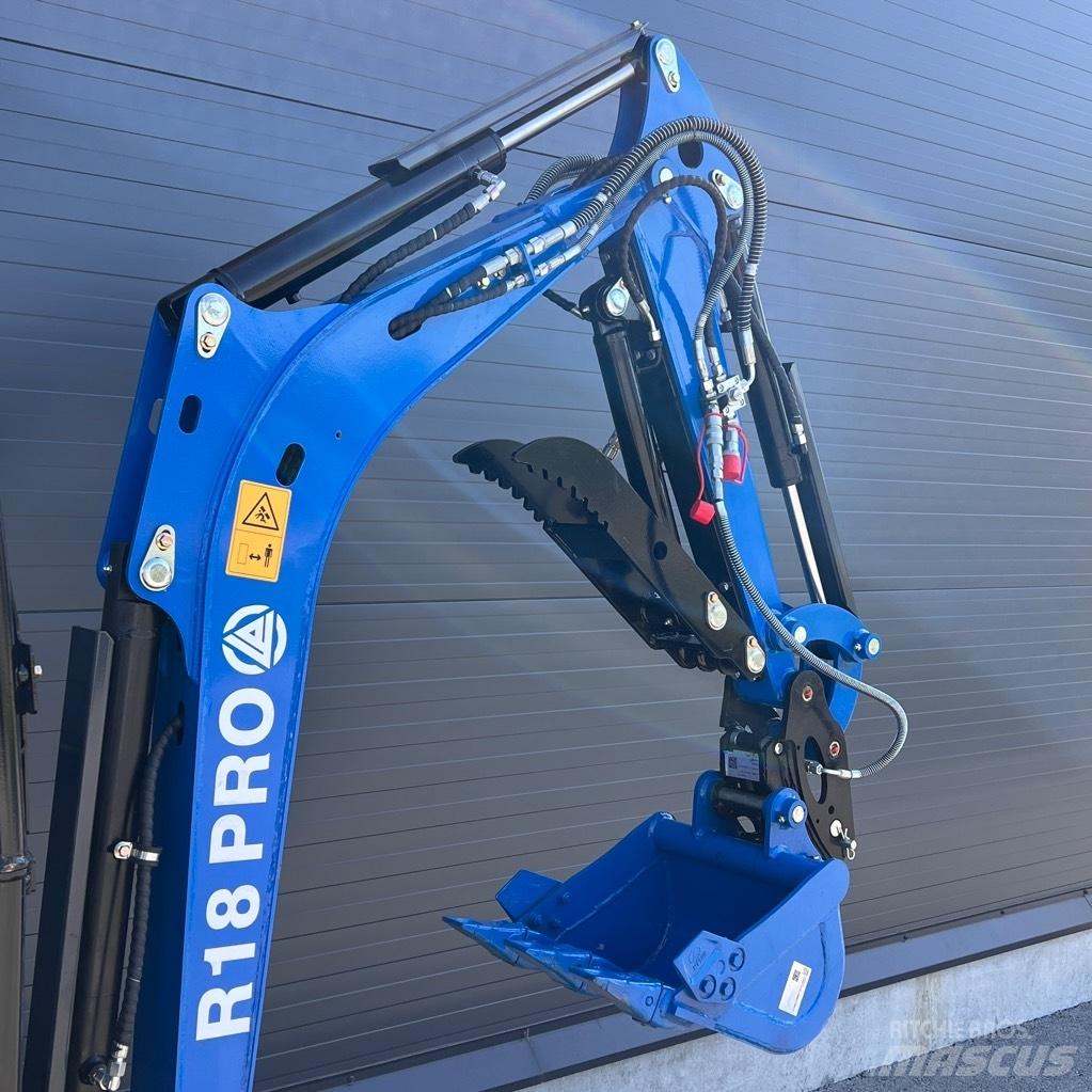 Rippa R18 Pro Мини екскаватори < 7 т