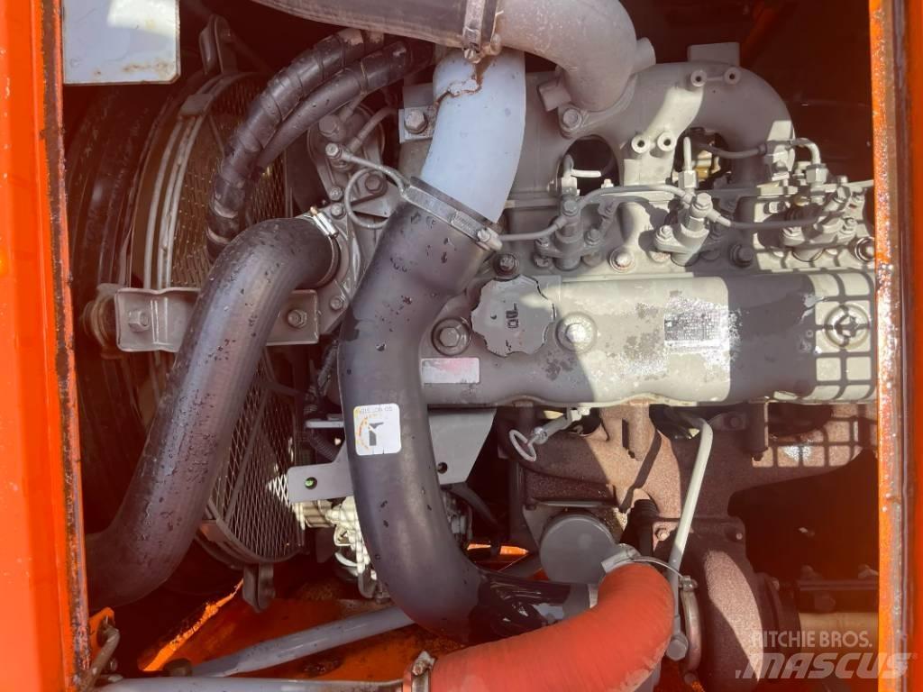 Hitachi ZX 135 Верижен екскаватор