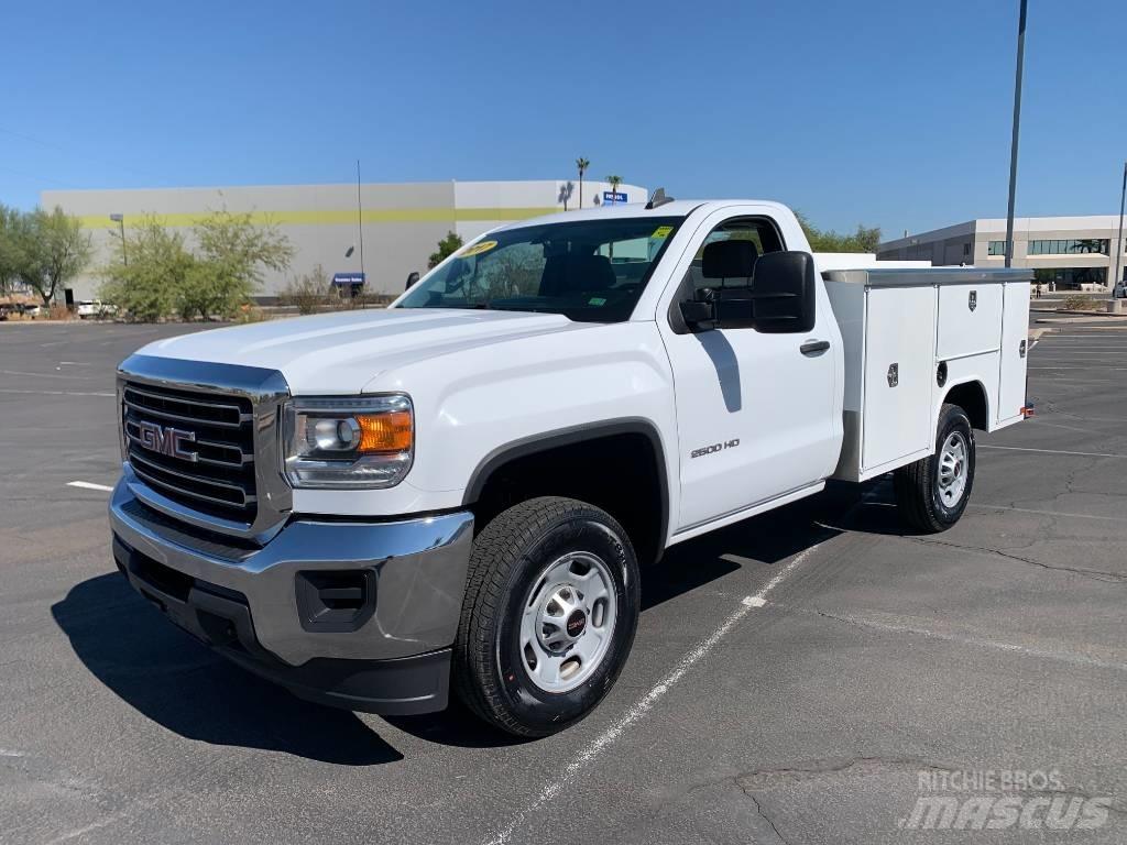 GMC Sierra 2500 HD Пикапи
