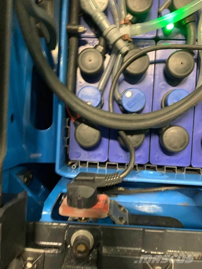 Linde L14 Самоходни товарачи