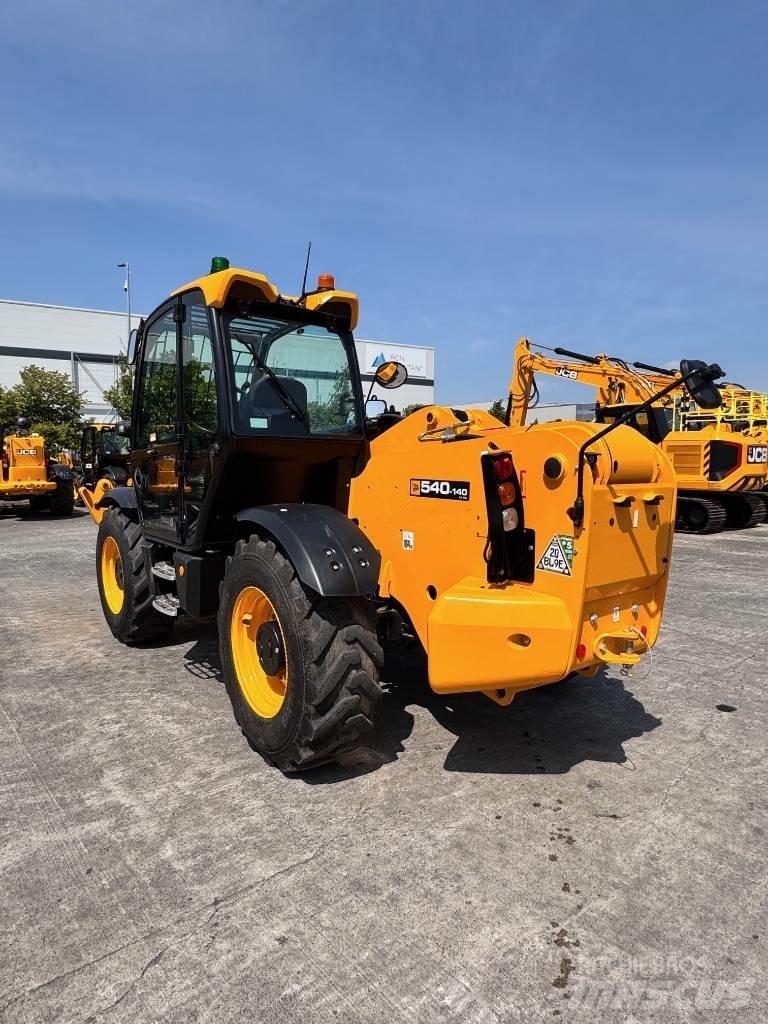 JCB 540-140 Телескопични товарачи