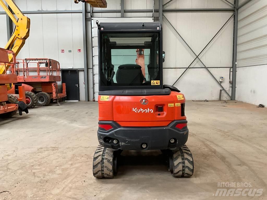 Kubota KX 030-4 Мини екскаватори < 7 т