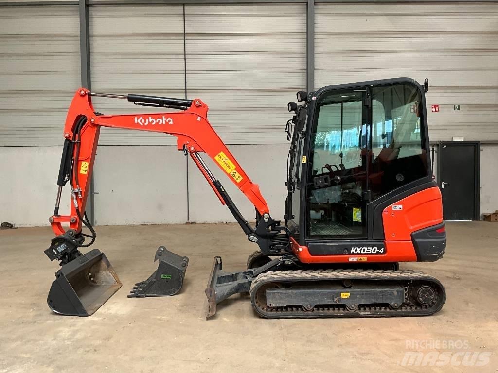 Kubota KX 030-4 Мини екскаватори < 7 т