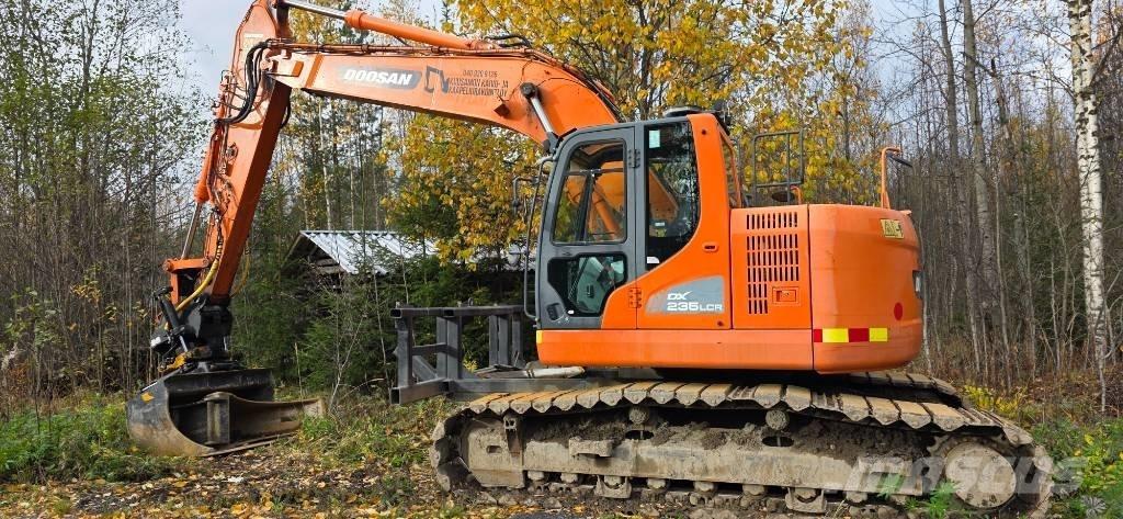 Doosan DX 235 LCR Верижен екскаватор