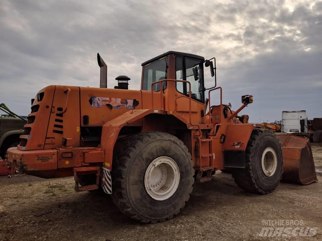 Fiat-Hitachi W 270 Колесни товарачи