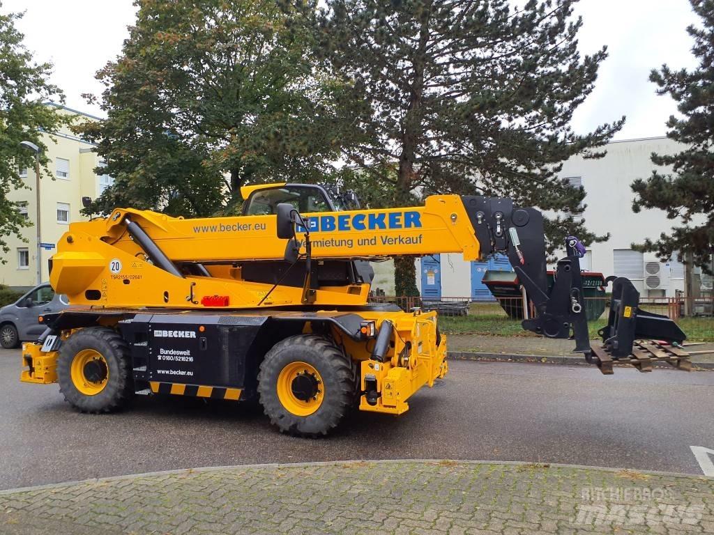 JCB 555P210R (02681) Телескопични товарачи