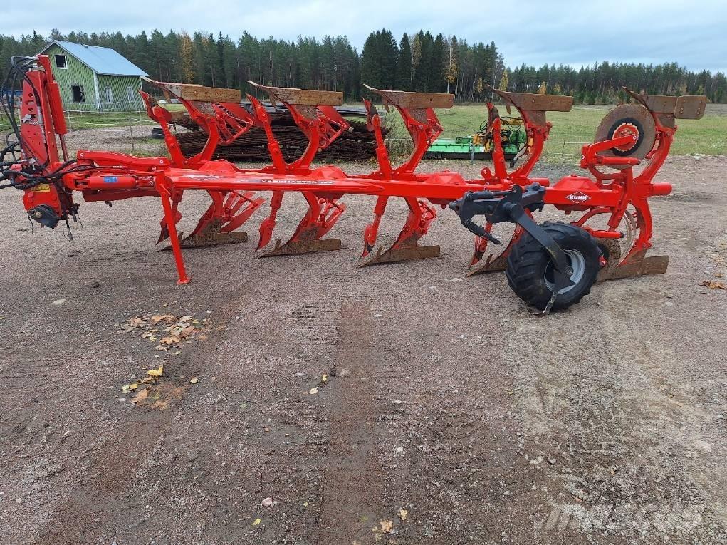Kuhn Vari-Master 123 Реверсивни плугове