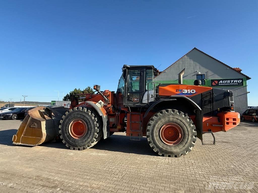 Hitachi ZW 310-6 Колесни товарачи