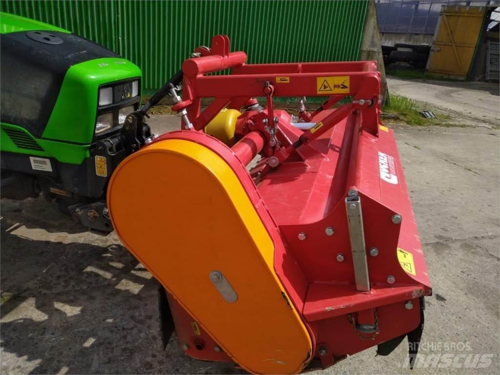 Dücker PMK 18 Друга техника за жънене на фураж