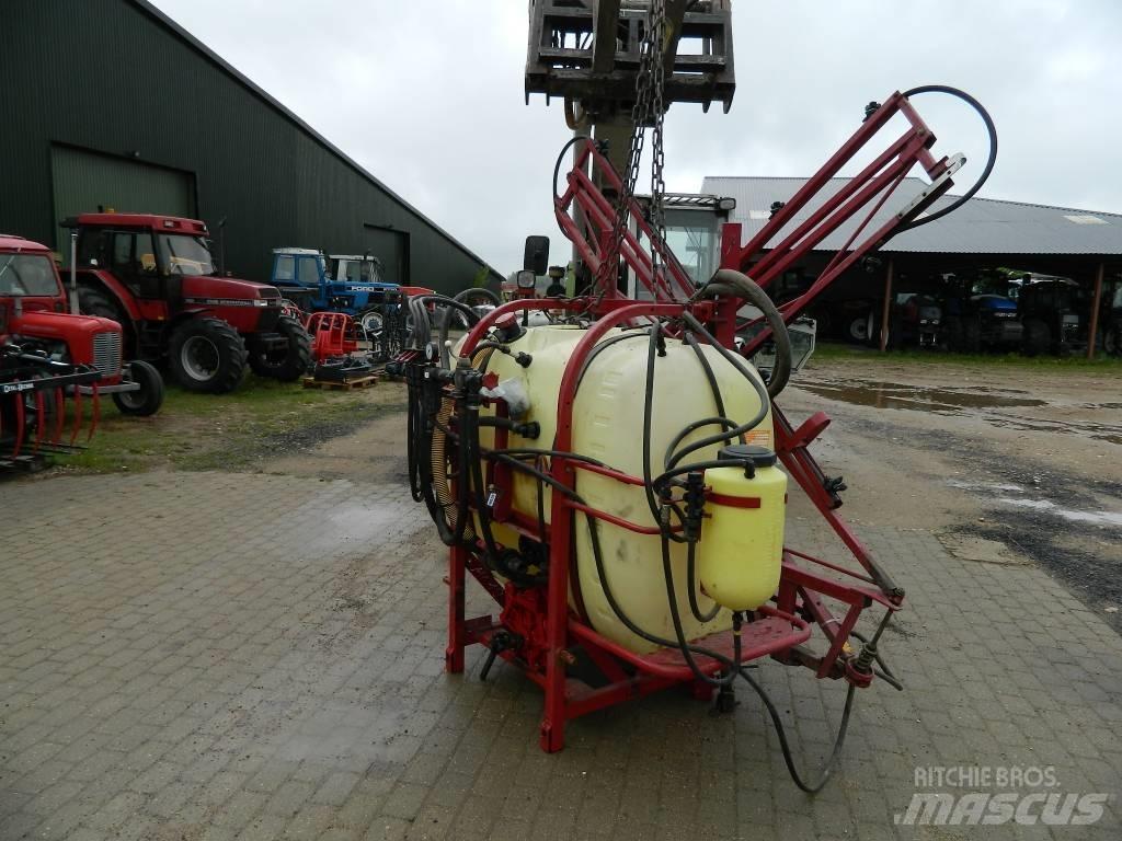 Hardi 1200 Навесни пръскачки
