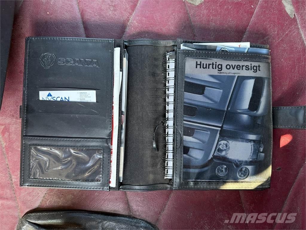 Scania R16 V8 8X4 Камиони с кран с кука