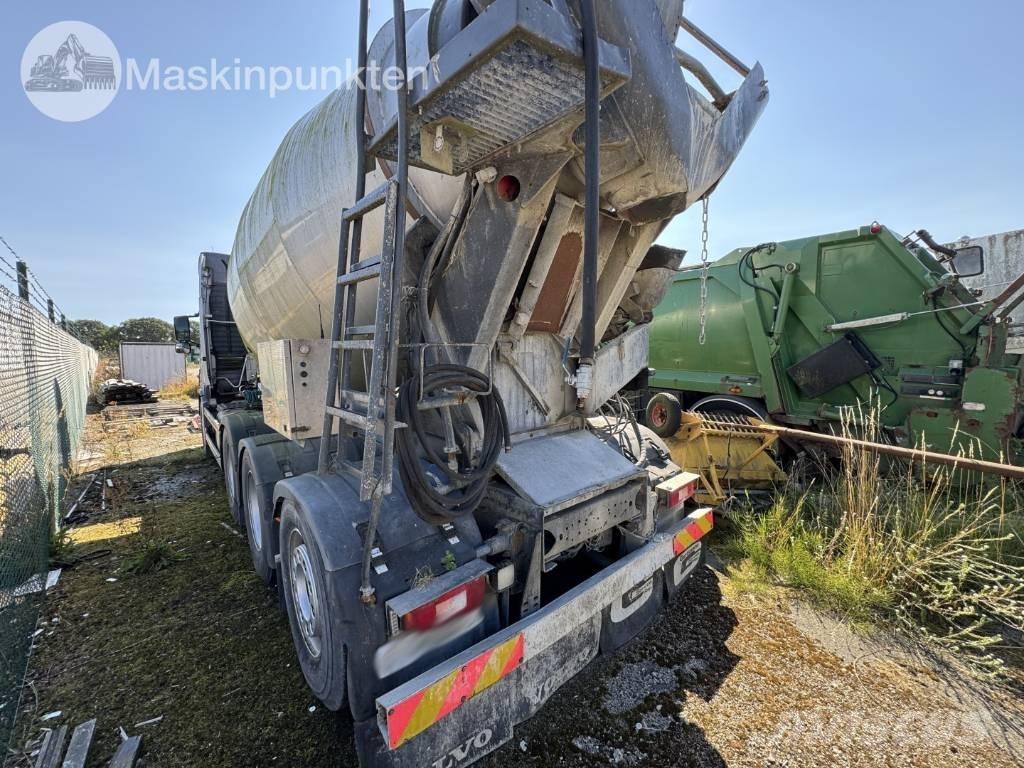 Volvo FM 440 Автобетоновози
