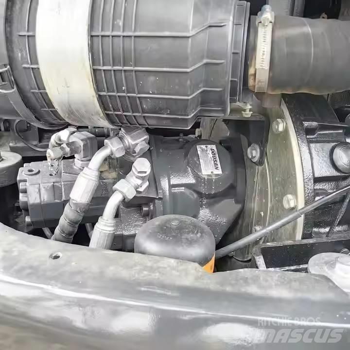 Doosan DX 60 Верижен екскаватор
