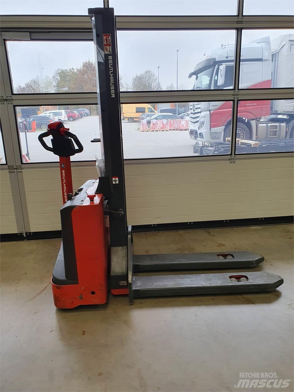Linde MM10i Колички високоповдигачи с теглич