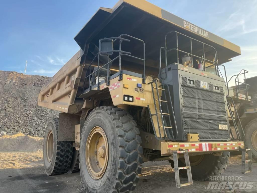 CAT 777e Колесни екскаватори