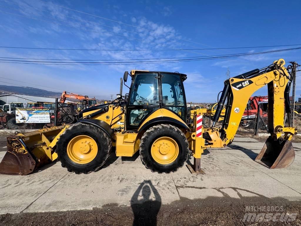 CAT 444 E Товарач със заден ексватор
