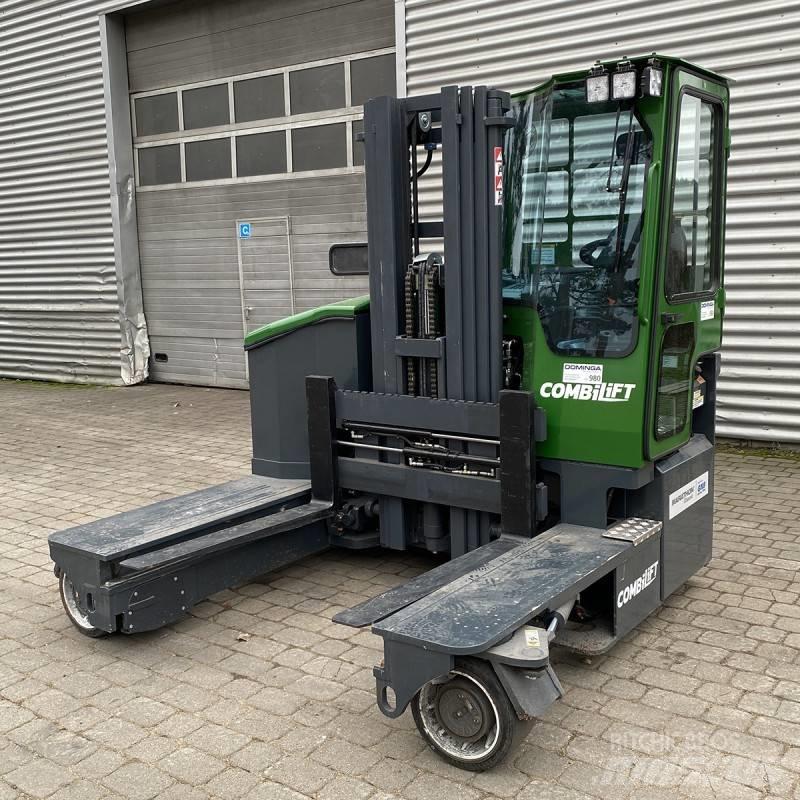 Combilift C 4000 E Повдигач с движение в 4 посоки