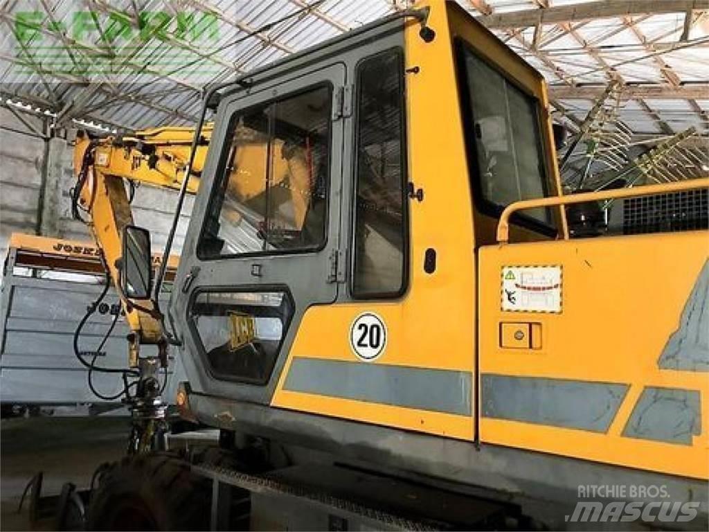 JCB js 130 w Колесни екскаватори