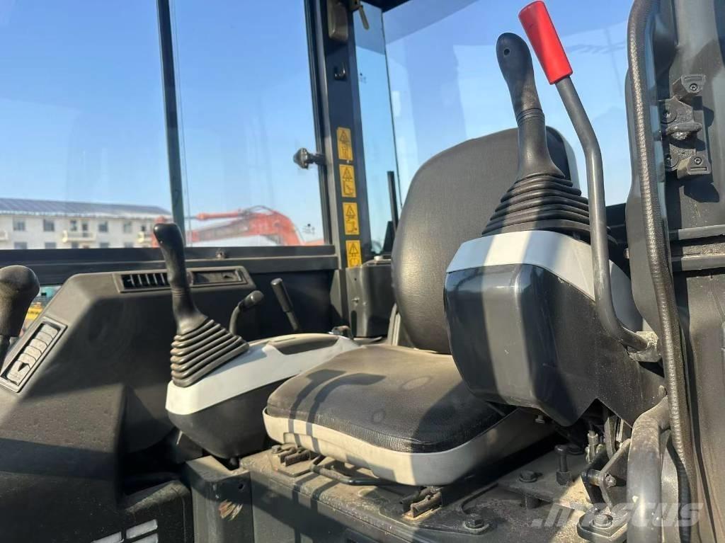 Komatsu PC 40 Мини екскаватори < 7 т