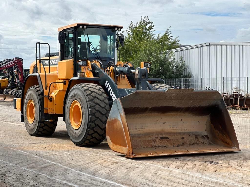 Hyundai HL 970 A 4x4 Колесни товарачи