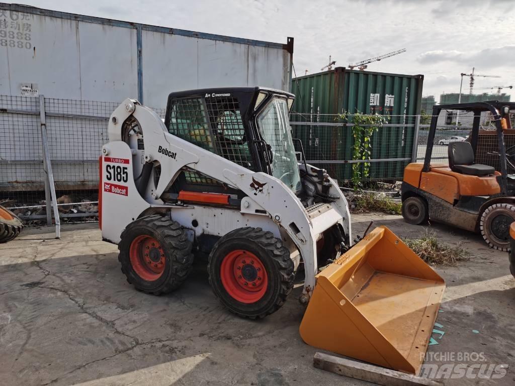Bobcat S185 Мини товарачи
