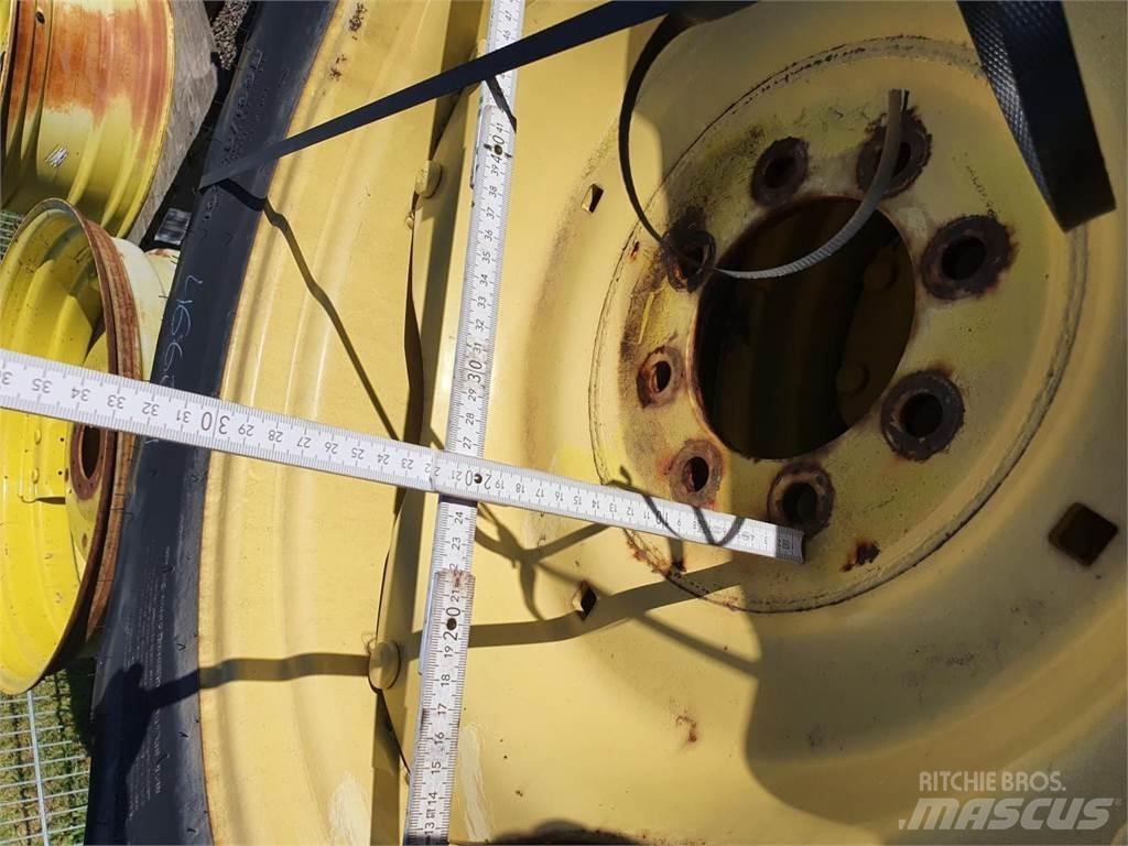 BKT 380/85R28 x2 Колелета/Гуми