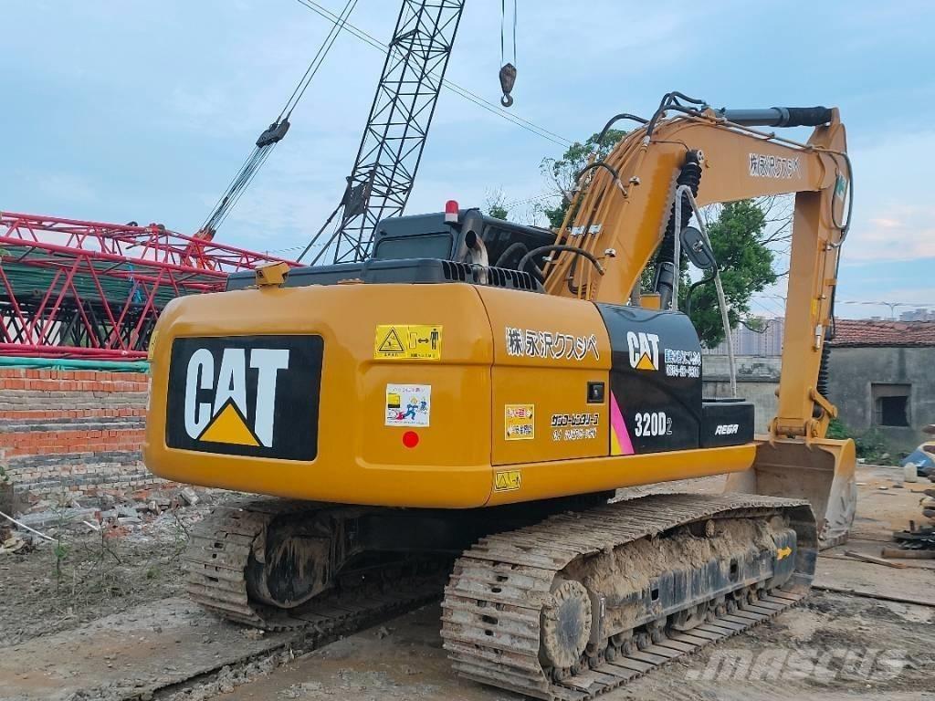 CAT 320D2 Верижен екскаватор