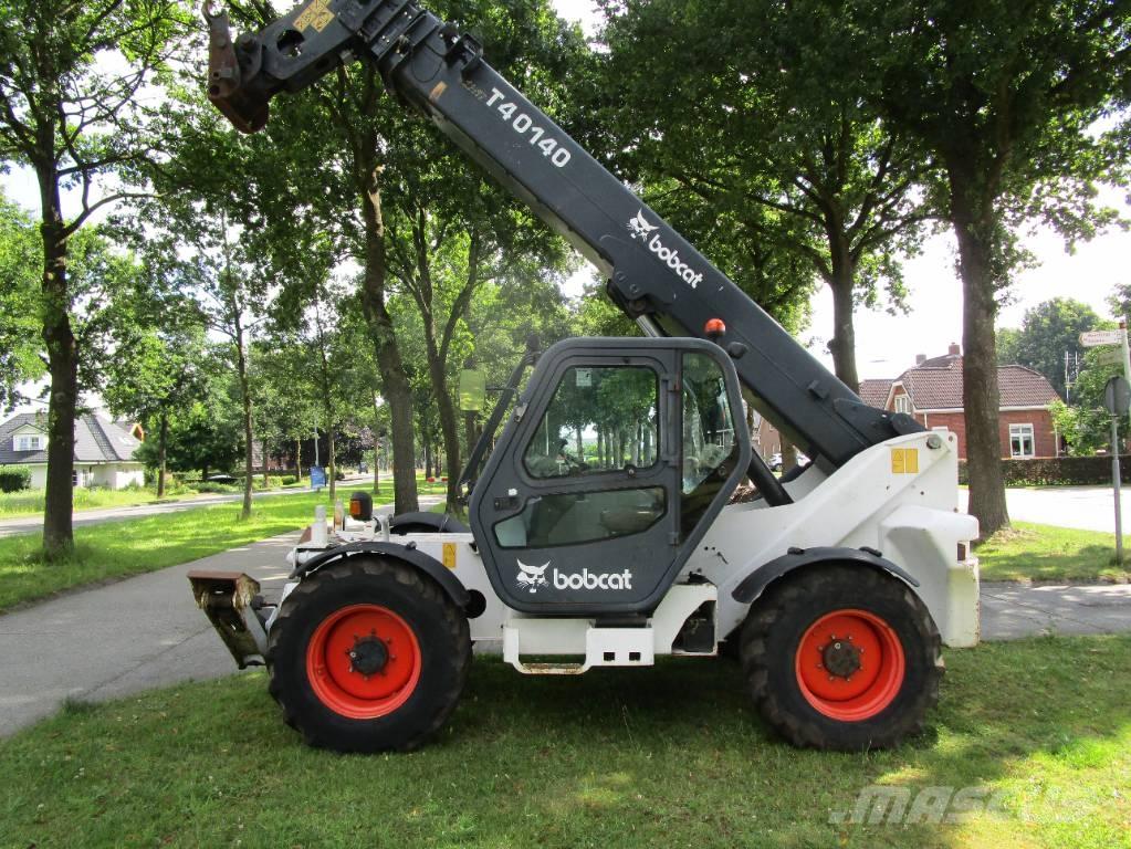 Bobcat 1440 Телескопични товарачи