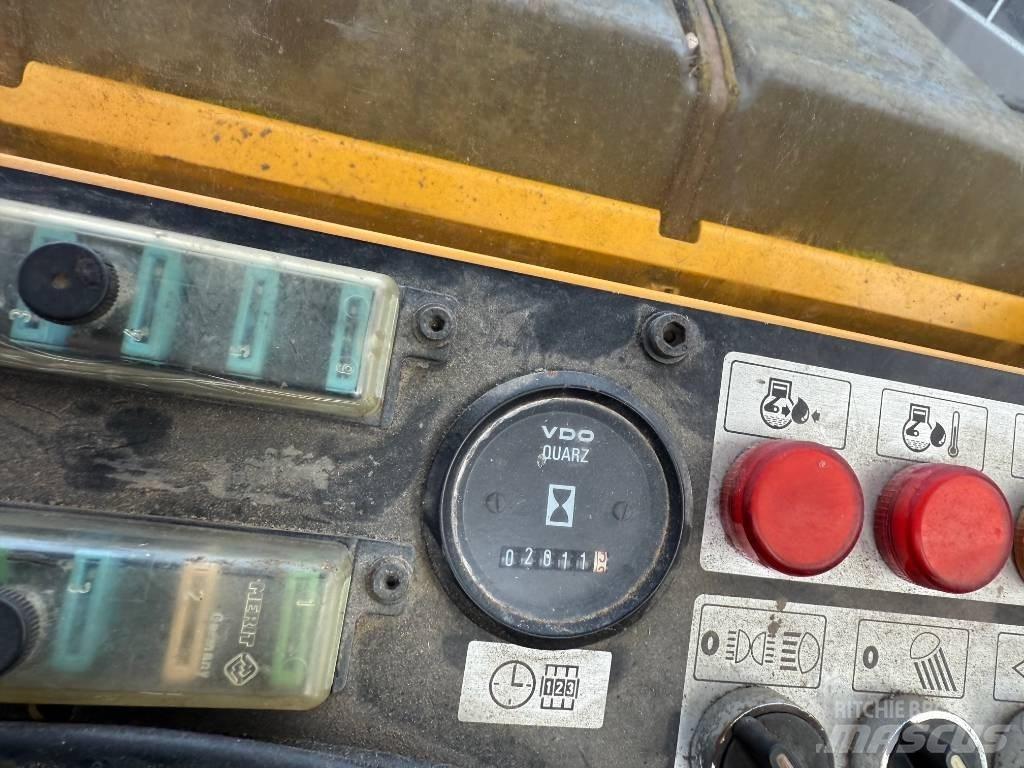 Bomag BW 151 AD-2 Двойни барабанни ролки
