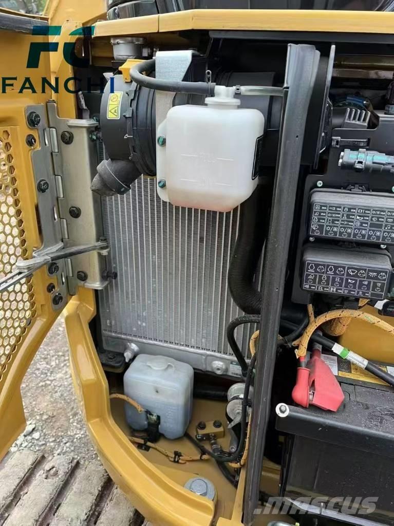 CAT 303 Верижен екскаватор