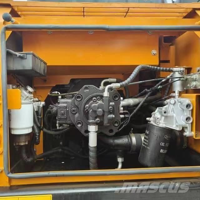 Sany SY215C Верижен екскаватор