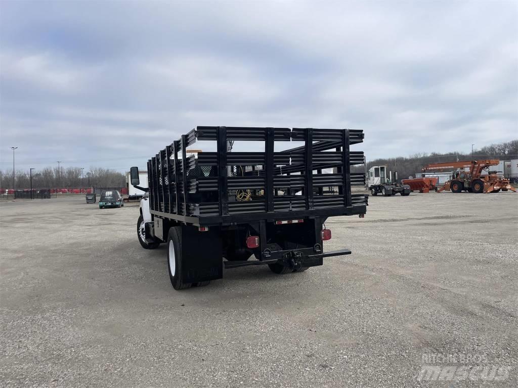 GMC T 7500 Автокранове