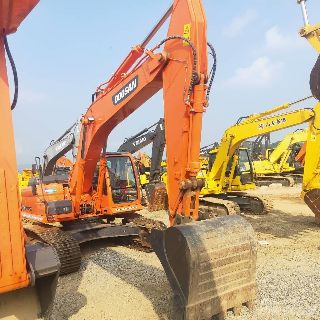 Doosan DX260LC Верижен екскаватор